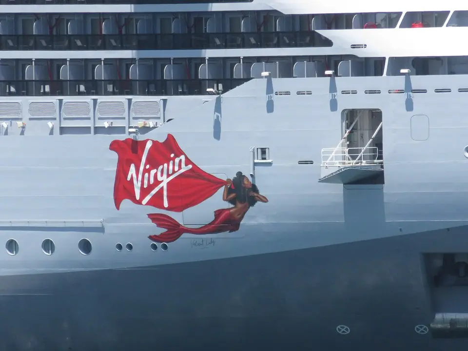 Valiant Lady, Virgin Voyages-ის საკრუიზო გემი, ფოტო 5